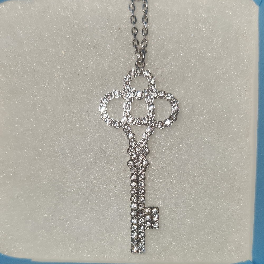 Touchstone Crystal Swarovski Key To Happyness Pendant Necklace